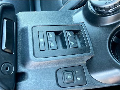 Used 2023 Ford Bronco Badlands AWD/4WD image 34