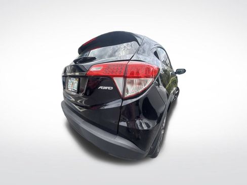 Used 2022 Honda HR-V EX image 8