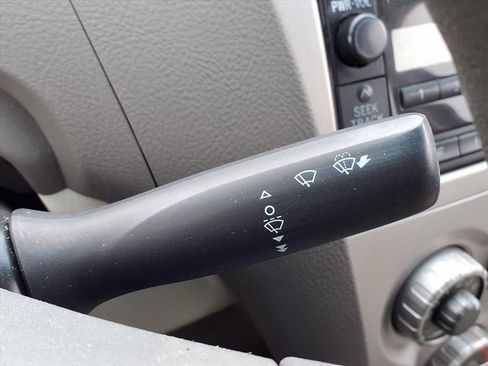 Used 2009 Toyota Yaris image 17