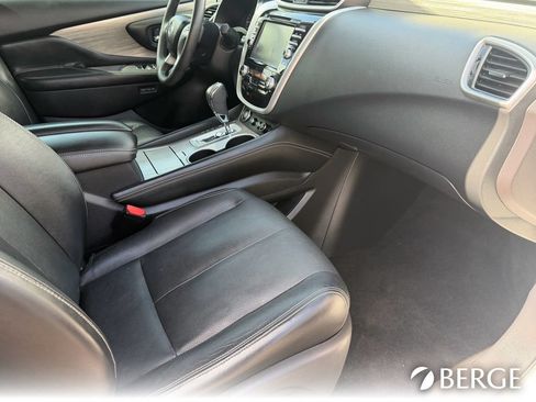 Used 2016 Nissan Murano Platinum w/ Platinum Technology Package FWD image 15