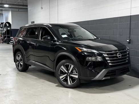 New 2025 Nissan Rogue SL w/ Tech Package image 5