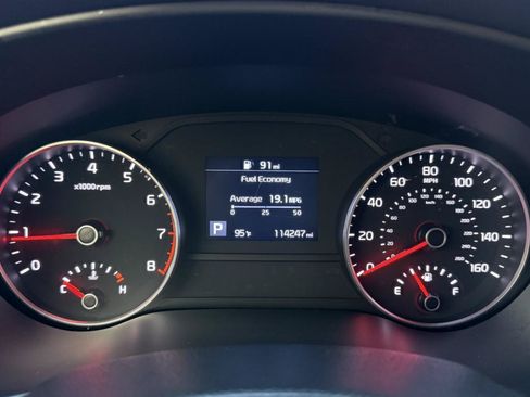 Used 2022 Kia Sportage LX FWD image 16