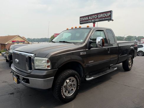 Used 2007 Ford F250 4x4 SuperCab Super Duty image 4