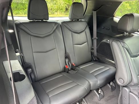 Used 2022 Cadillac XT6 Premium Luxury AWD/4WD image 23