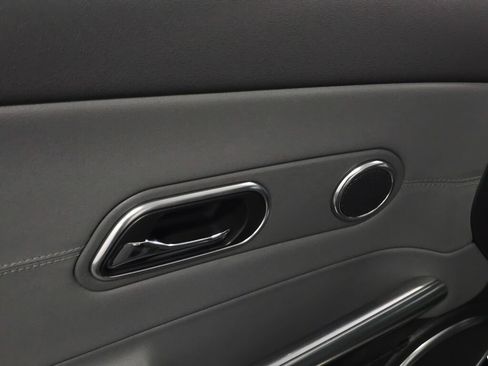 Used 2006 Chrysler Crossfire Limited RWD image 92