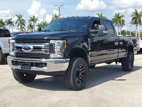 Certified 2019 Ford F350 XL w/ STX Appearance Package image 3