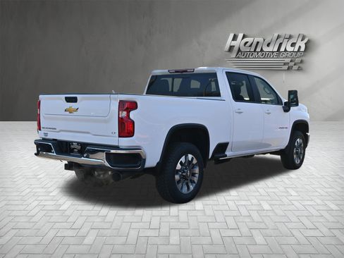 Used 2026 Chevrolet Silverado 2500 LT w/ Safety Package AWD/4WD image 10