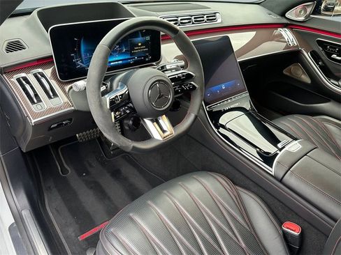 Used 2024 Mercedes-Benz S 63 AMG S image 4