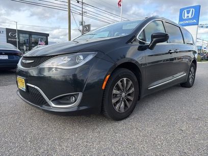 Used 2019 Chrysler Pacifica Touring-L Plus