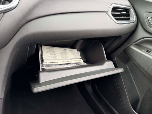 Certified 2023 Chevrolet Equinox LT AWD/4WD image 33