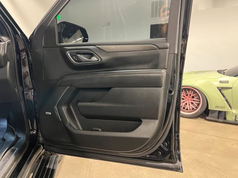 Used 2022 GMC Yukon XL AT4 image 40