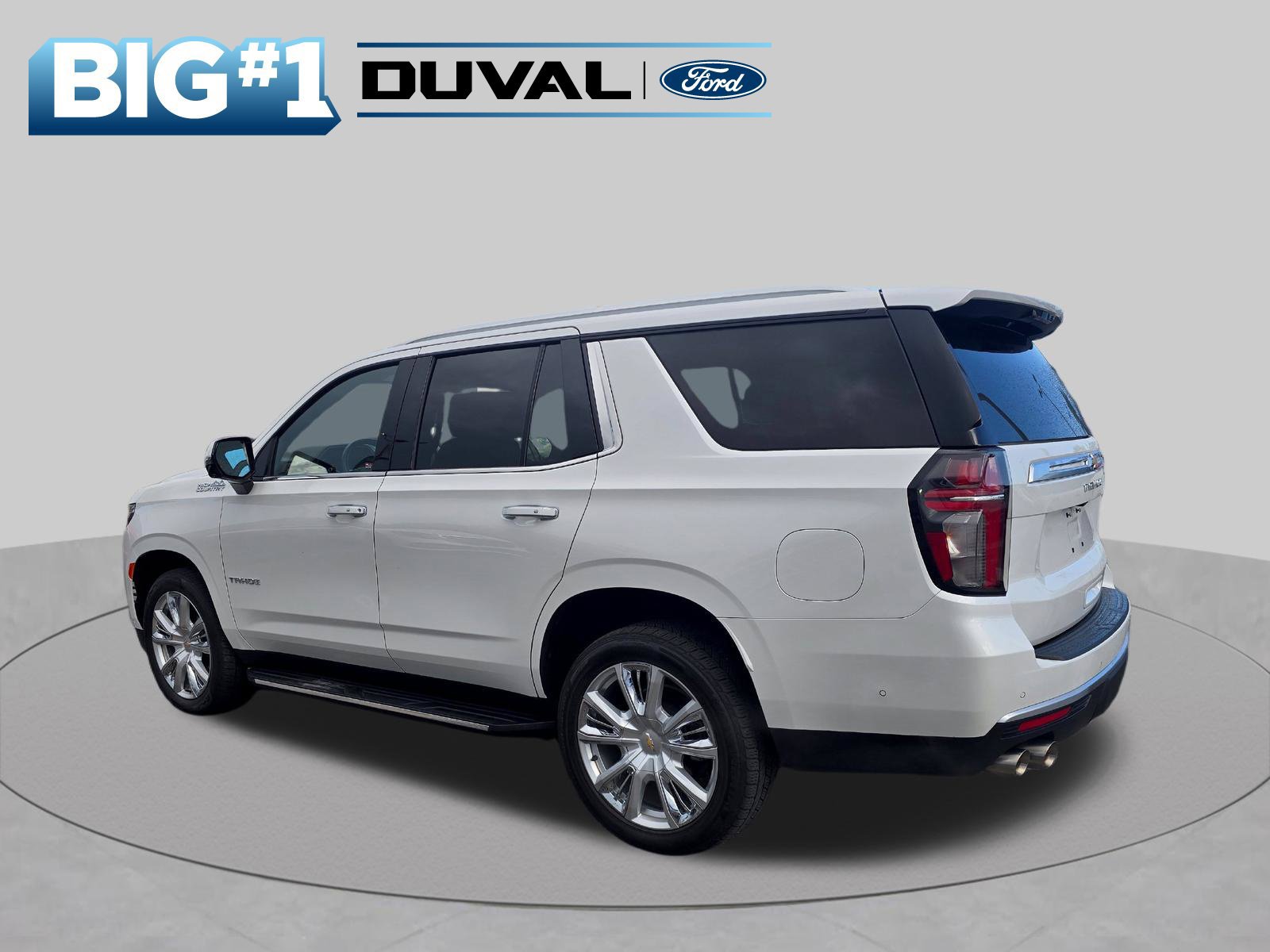 Used 2024 Chevrolet Tahoe High Country w/ Advanced Technology Package AWD/4WD image 7