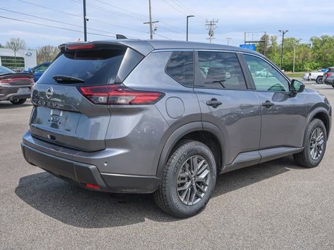Used 2024 Nissan Rogue S FWD image 10