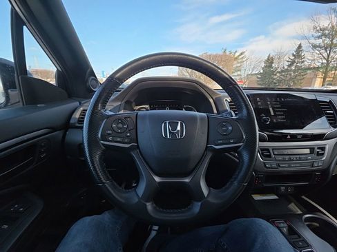 Certified 2023 Honda Passport EX-L image 13