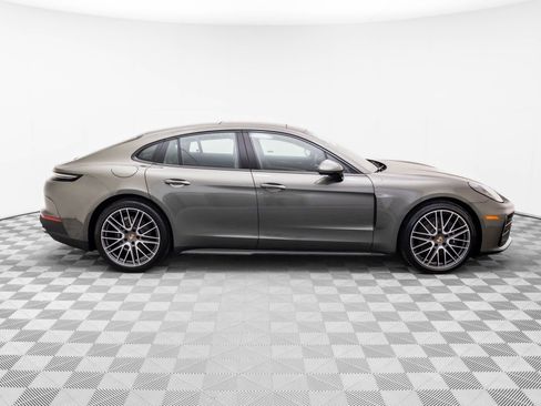 New 2026 Porsche Panamera 4 image 7