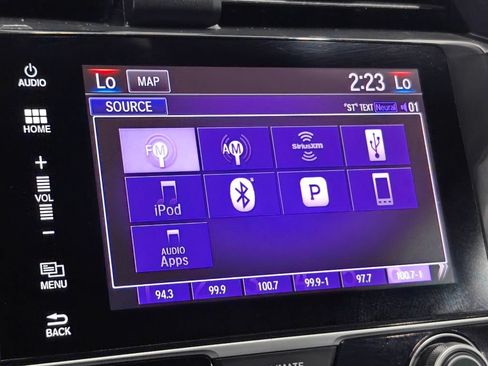 Used 2016 Honda Civic Touring image 34