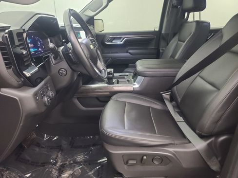 Used 2024 Chevrolet Silverado 1500 LTZ AWD/4WD image 27