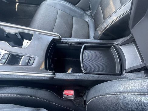 Used 2018 Honda Accord Sport image 16