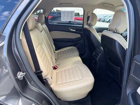 Used 2015 Ford Edge SEL w/ Equipment Group 201A AWD/4WD image 14