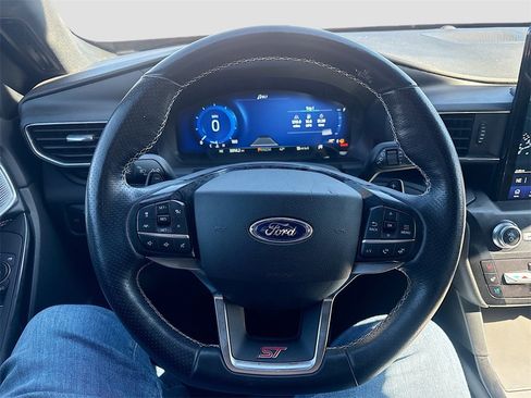 Used 2022 Ford Explorer ST w/ Equipment Group 401A image 11