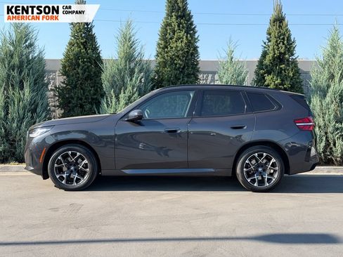 Used 2025 BMW X3 xDrive30i AWD/4WD image 4
