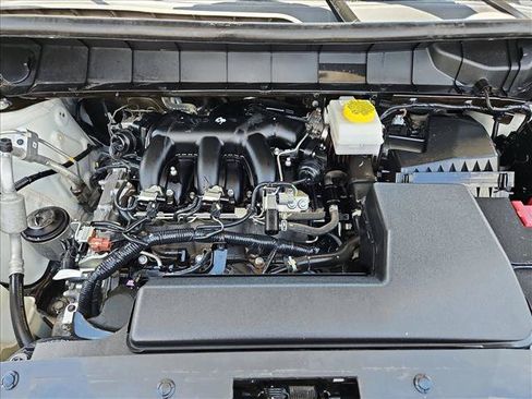 Used 2024 Nissan Pathfinder SV FWD image 23