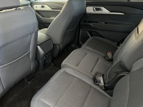 New 2026 Ford Explorer Active RWD image 13