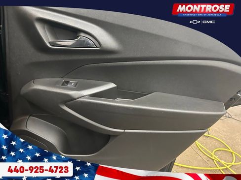 Used 2024 Chevrolet Trax LS image 28