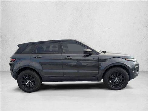 Used 2019 Land Rover Range Rover Evoque SE Premium AWD/4WD image 4