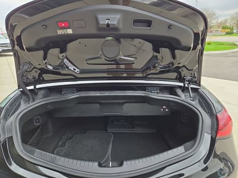 Used 2025 Mercedes-Benz CLE 300 4MATIC Cabriolet image 29