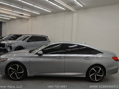 Used 2020 Honda Accord Sport image 4