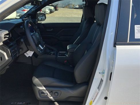 New 2026 Toyota 4Runner Limited image 18