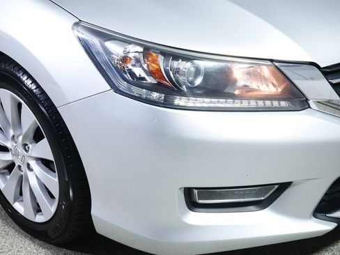 Used 2013 Honda Accord EX image 16