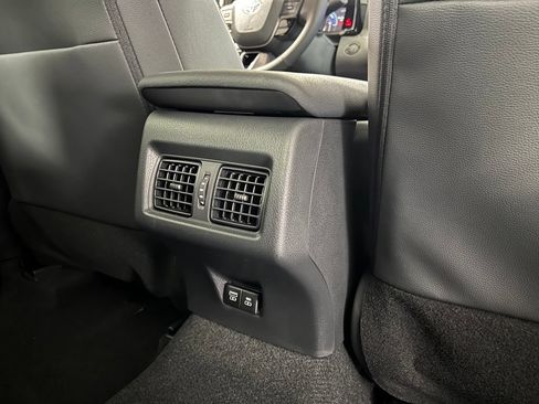 New 2026 Toyota Camry SE FWD image 17