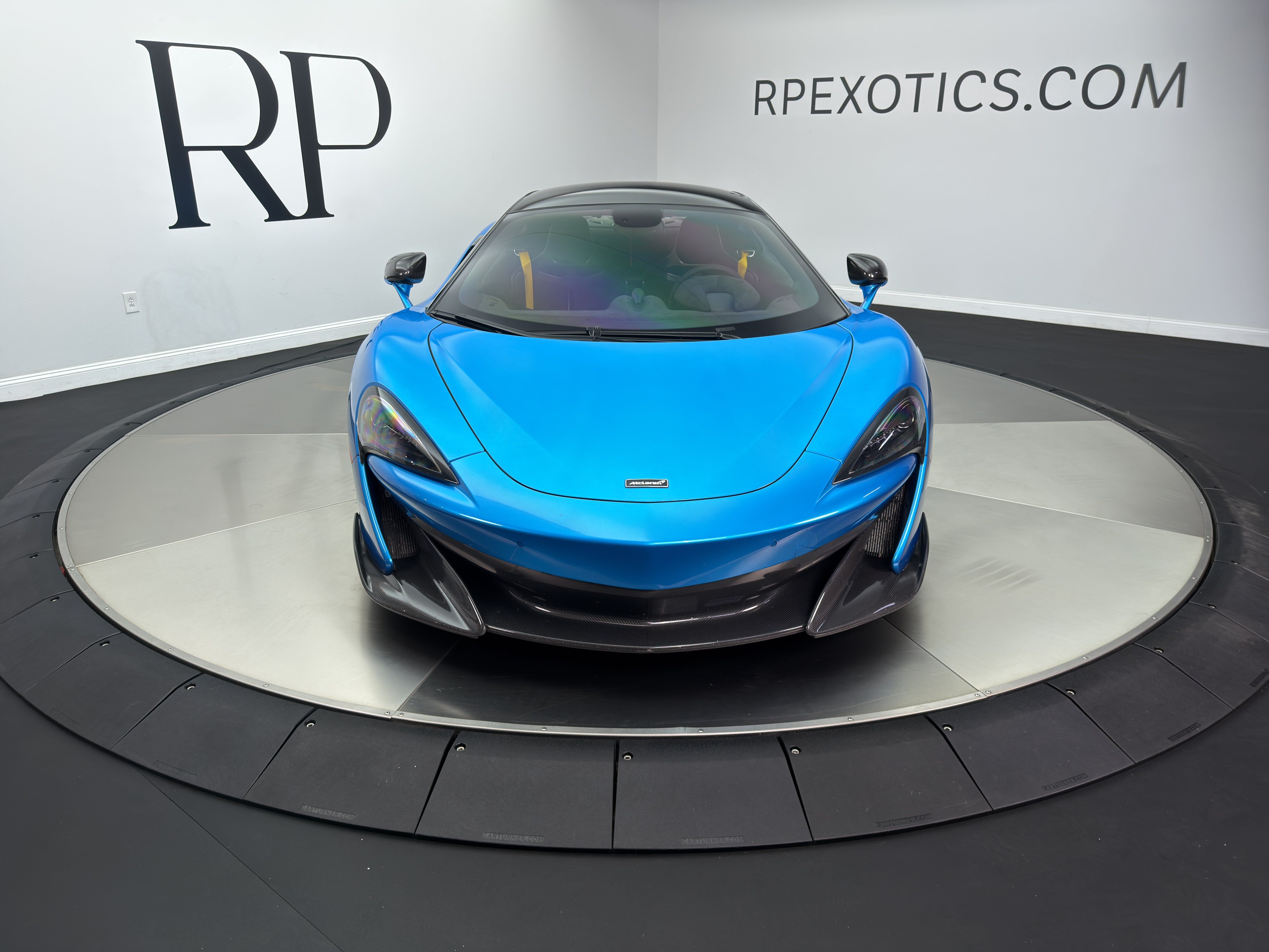 Used 2019 McLaren 600LT RWD image 2