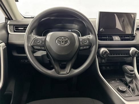 Certified 2025 Toyota RAV4 LE AWD/4WD image 28