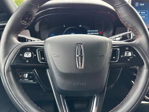 Certified 2025 Lincoln Corsair Grand Touring w/ Equipment Group 302A AWD/4WD image 20