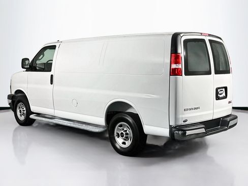 Used 2025 GMC Savana 2500 w/ Driver Convenience Package RWD image 13