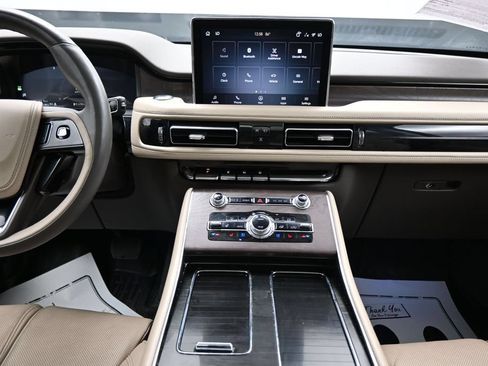 Used 2023 Lincoln Aviator Reserve w/ Equipment Group 201A RWD image 20