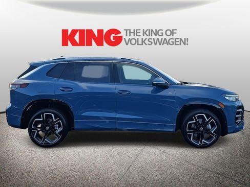 New 2026 Volkswagen Tiguan SEL R-Line image 2