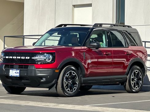 New 2025 Ford Bronco Sport Outer Banks w/ Outer Banks Tech Package+ image 7