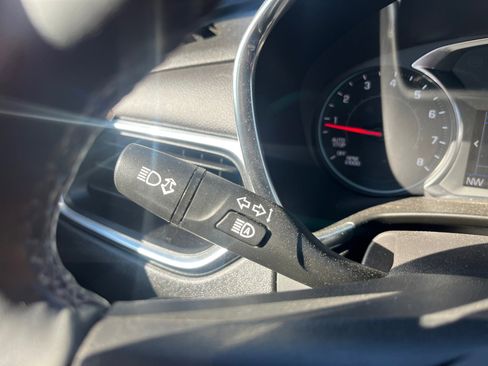 Used 2024 Chevrolet Equinox LT image 12