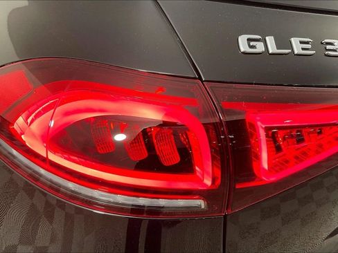 Certified 2023 Mercedes-Benz GLE 350 4MATIC image 24