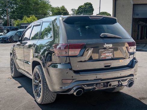 Used 2013 Jeep Grand Cherokee SRT8 w/ Luxury Group II AWD/4WD image 8