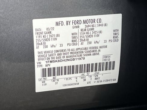 Used 2022 Ford Explorer XLT w/ Equipment Group 202A AWD/4WD image 41