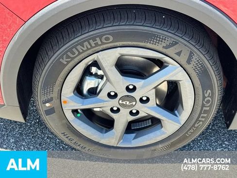 Used 2025 Kia K4 FWD image 11