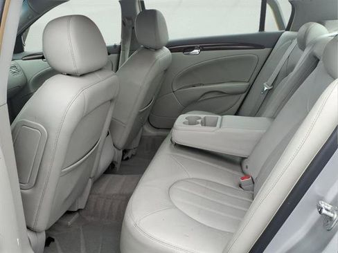 Used 2008 Buick Lucerne CXL image 13