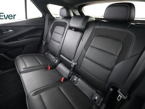 Used 2024 Chevrolet Blazer EV LT AWD/4WD image 24