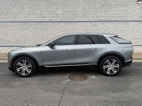 Used 2024 Cadillac Lyriq Tech w/ Driver Assist Package AWD/4WD image 4