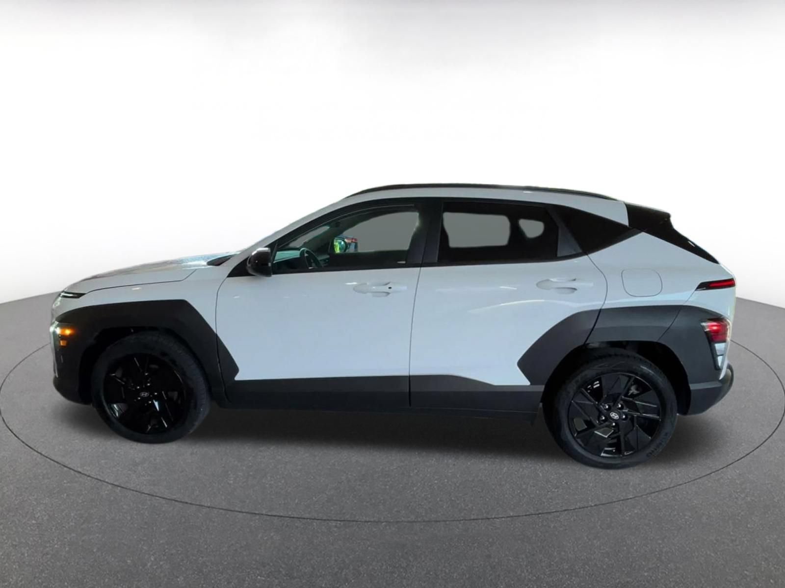 Used 2026 Hyundai Kona SEL Sport FWD image 7